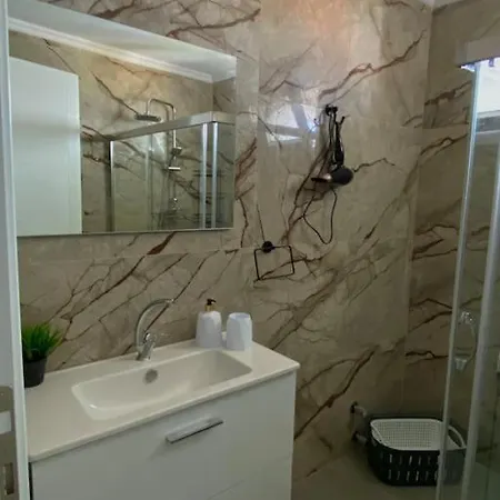 Turgutsluxury 2 *